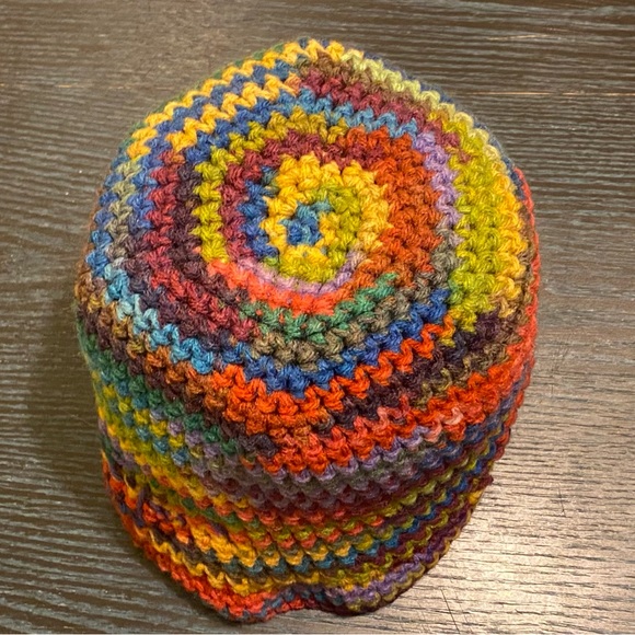 Beautiful Handmade Wool Knit Beanie & Loose Knit Matching Scarf - Picture 5 of 7